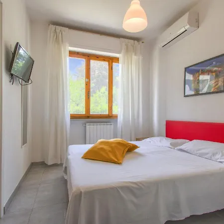 Appartamento E Lamponi By Interhome