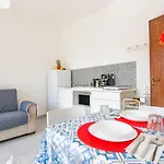 E Lamponi By Interhome