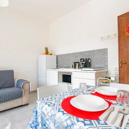 E Lamponi By Interhome